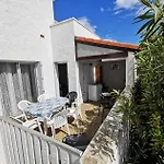 Apartment Les Zodiaques - 3 Pieces Climatise 4 Couchages Port Leucate. Ref: 1zod_k5 Mae-6681 Leucate
