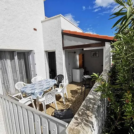 Apartment Les Zodiaques - 3 Pieces Climatise 4 Couchages Port Leucate. Ref: 1zod_k5 Mae-6681 Leucate