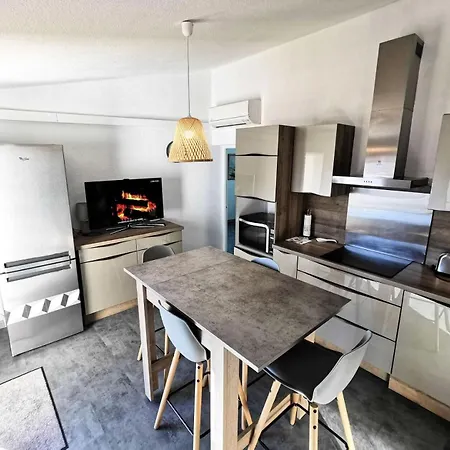 Apartment Les Zodiaques - 3 Pieces Climatise 4 Couchages Port Leucate. Ref: 1zod_k5 Mae-6681