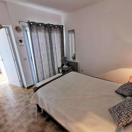 Résidence Les Zodiaques - 3 Pièces Climatisé 4 Couchages Port Leucate. Réf: 1zod_k5 Mae-6681 Apartamento