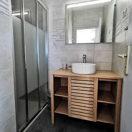 Apartamento Résidence Les Zodiaques - 3 Pièces Climatisé 4 Couchages Port Leucate. Réf: 1zod_k5 Mae-6681